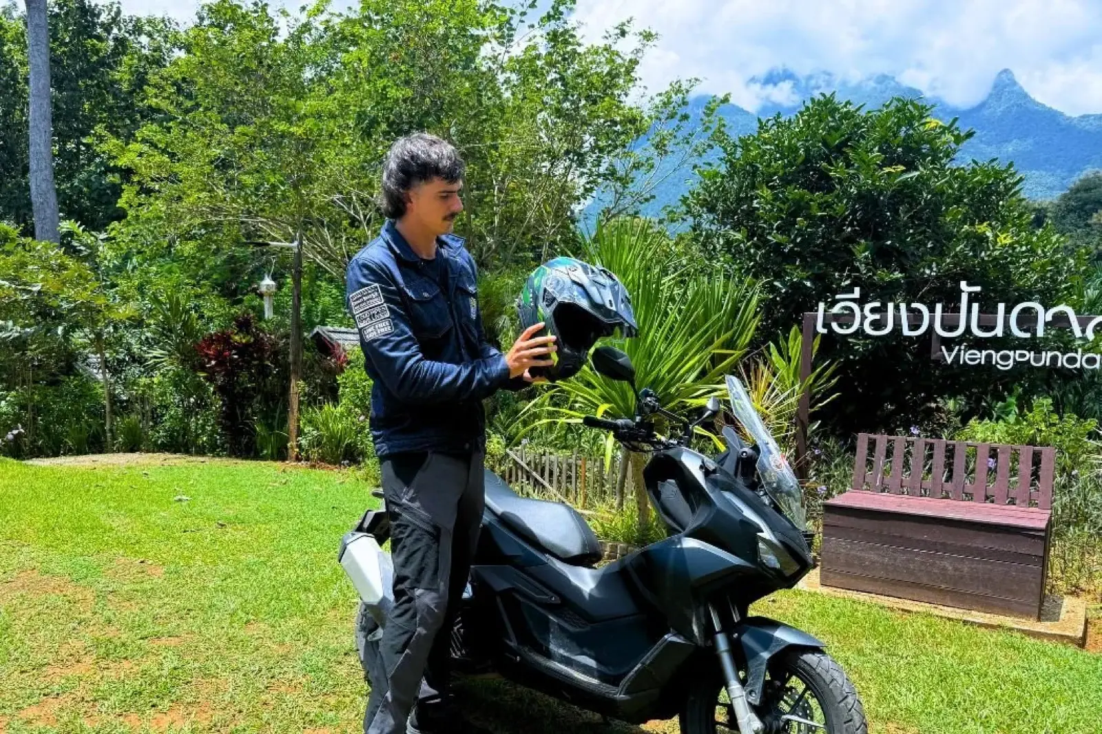 A documentary moment from the Ride of Passage Mastermind, photo 15